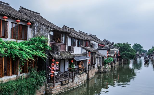 https://mdw-travel-data-us-east-1.s3.amazonaws.com/img/country/China/Yacheng/img_03.jpg