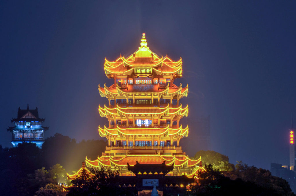 https://mdw-travel-data-us-east-1.s3.amazonaws.com/img/country/China/Yellow-Crane-Tower/img_01.jpg