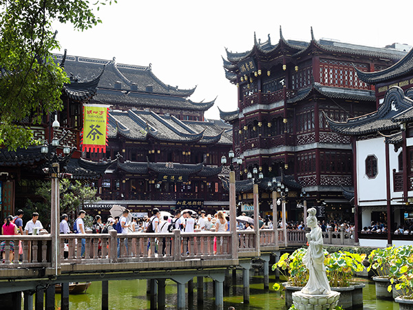 https://mdw-travel-data-us-east-1.s3.amazonaws.com/img/country/China/Yu-Garden/img_01.jpg