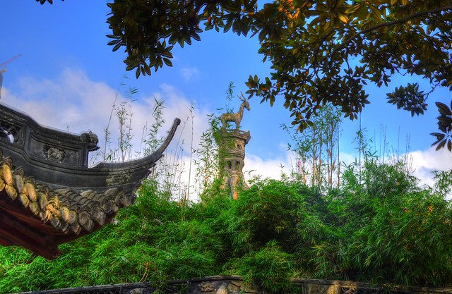 https://mdw-travel-data-us-east-1.s3.amazonaws.com/img/country/China/Yu-Garden/img_03.jpg