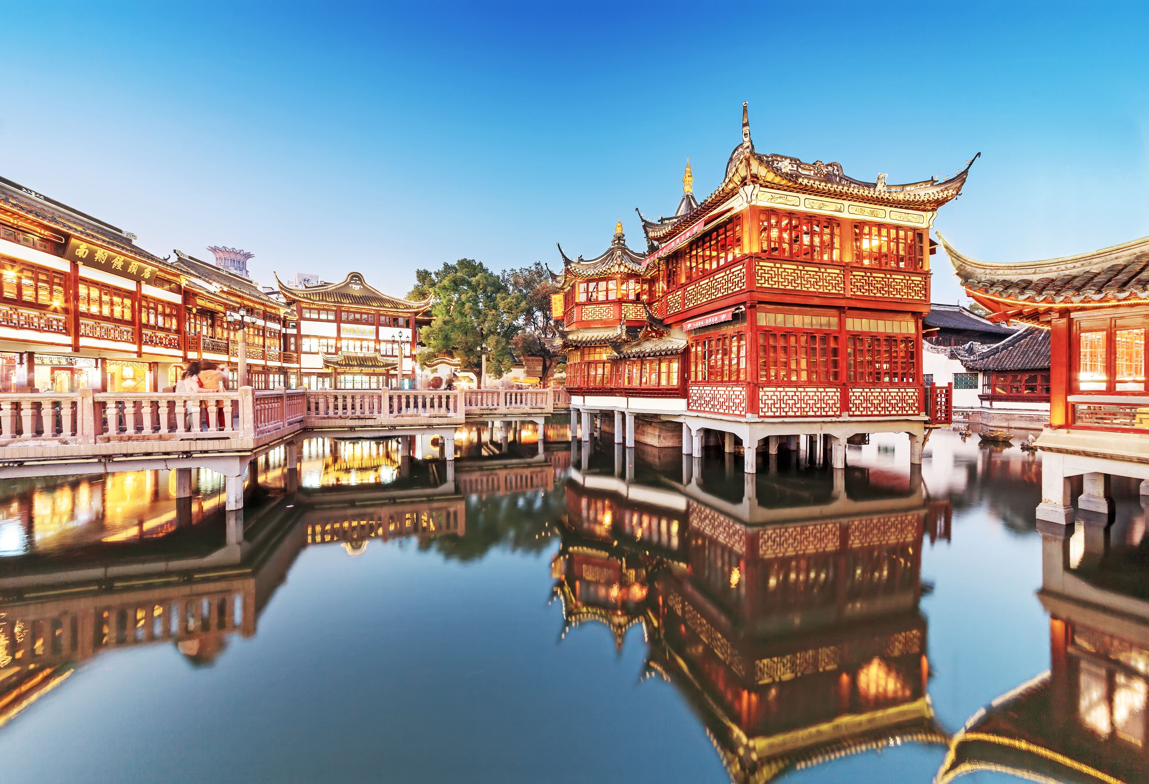 https://mdw-travel-data-us-east-1.s3.amazonaws.com/img/country/China/Yu-Garden/img_05.jpg