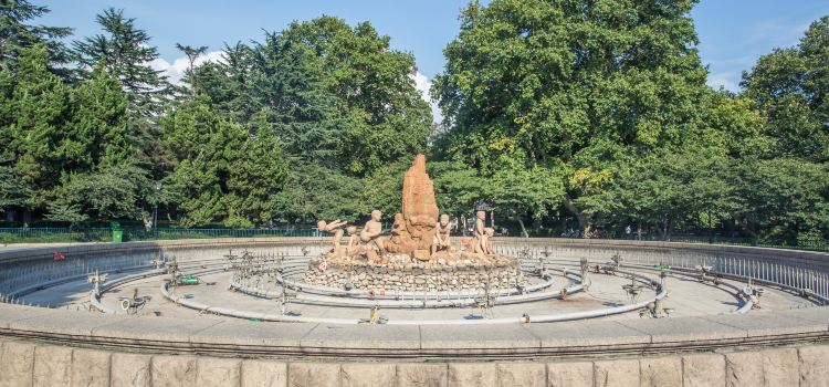 https://mdw-travel-data-us-east-1.s3.amazonaws.com/img/country/China/Zhongshan-Park/img_03.jpg