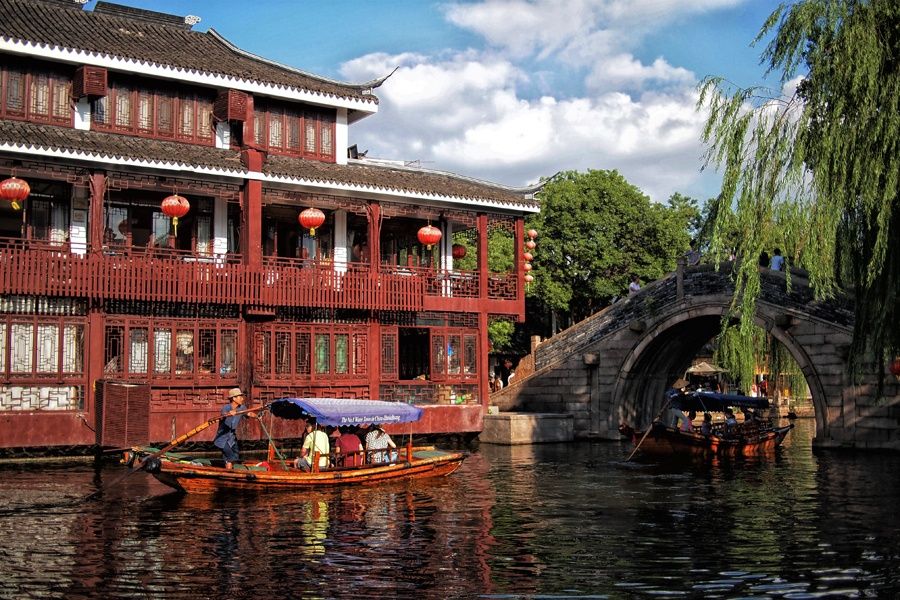 https://mdw-travel-data-us-east-1.s3.amazonaws.com/img/country/China/Zhouzhuang-Water-Town/img_03.jpg