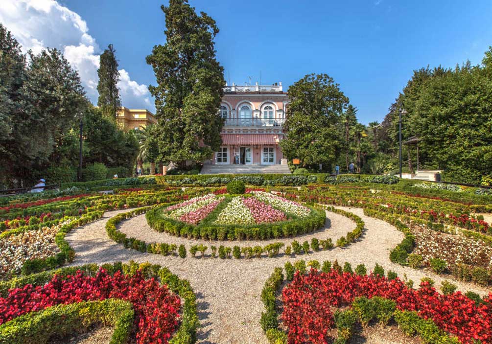 https://mdw-travel-data-us-east-1.s3.amazonaws.com/img/country/Croatia/Angiolina-Park/img_03.jpg