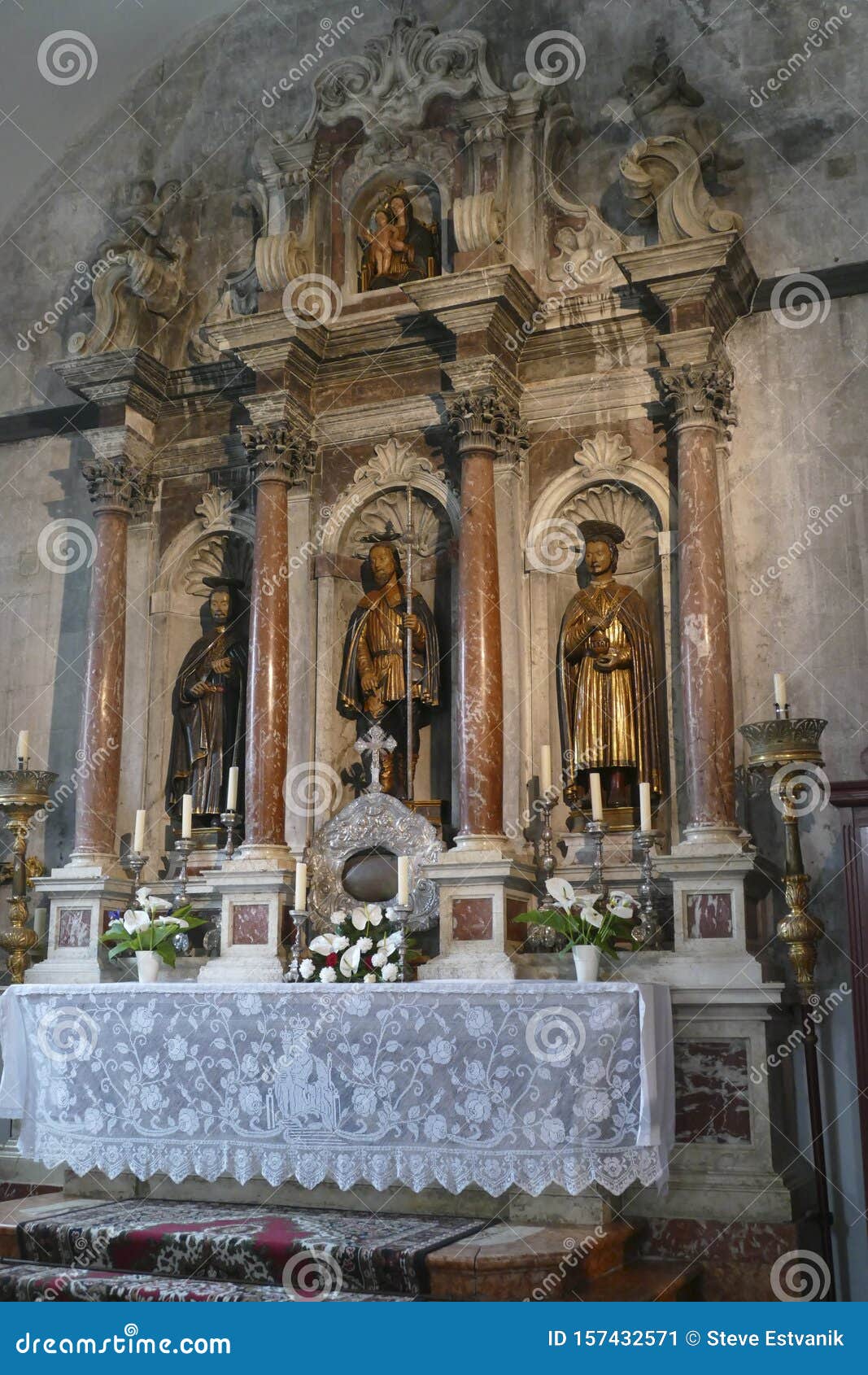 https://mdw-travel-data-us-east-1.s3.amazonaws.com/img/country/Croatia/Bastion-of-St-Rocco/img_00.jpg