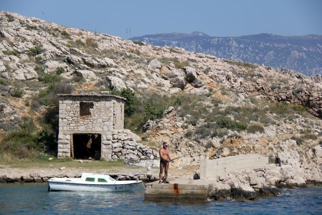 https://mdw-travel-data-us-east-1.s3.amazonaws.com/img/country/Croatia/Biserujka-Cave/img_01.jpg