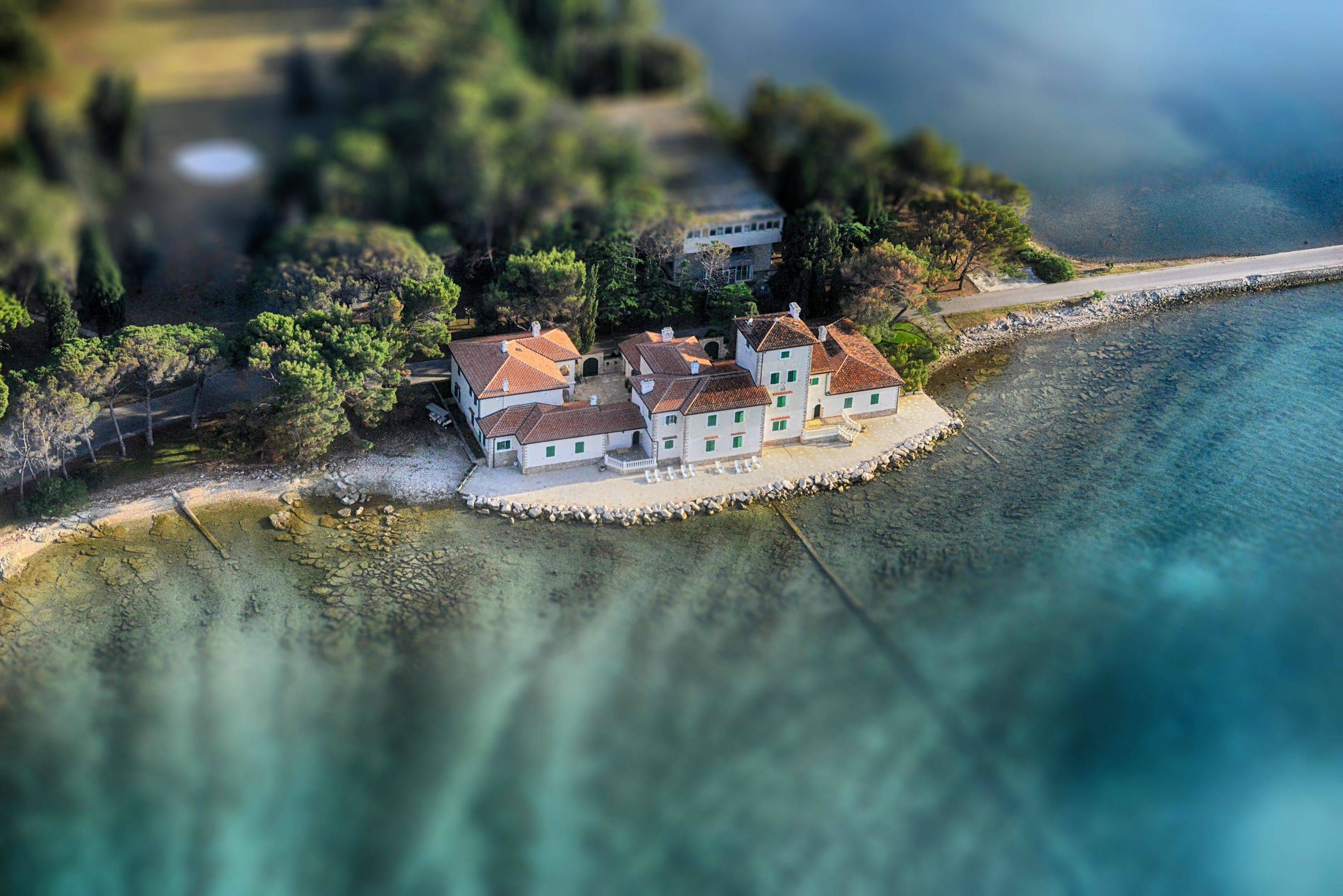 https://mdw-travel-data-us-east-1.s3.amazonaws.com/img/country/Croatia/Brijuni-National-Park/img_02.jpg