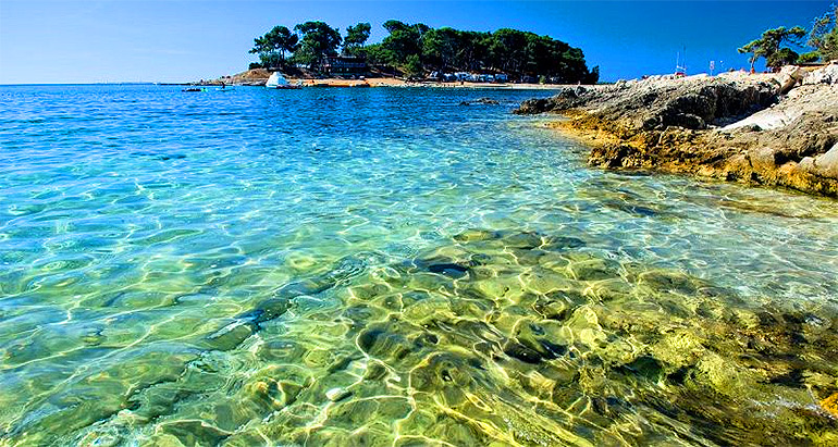 https://mdw-travel-data-us-east-1.s3.amazonaws.com/img/country/Croatia/Cape-Kamenjak/img_01.jpg