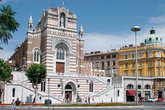 https://mdw-travel-data-us-east-1.s3.amazonaws.com/img/country/Croatia/Capuchin-Church-of-Rijeka/img_03.jpg
