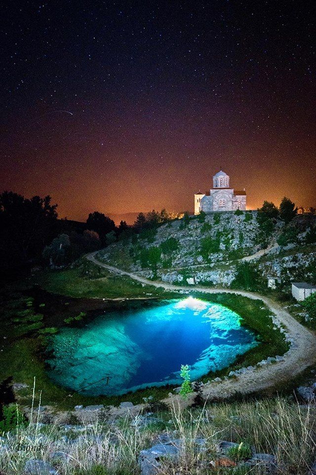 https://mdw-travel-data-us-east-1.s3.amazonaws.com/img/country/Croatia/Cetina-River/img_01.jpg