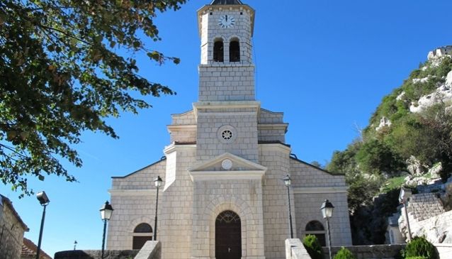 https://mdw-travel-data-us-east-1.s3.amazonaws.com/img/country/Croatia/Church-of-the-Annunciation-of-the-Blessed-Virgin-Mary/img_00.jpg