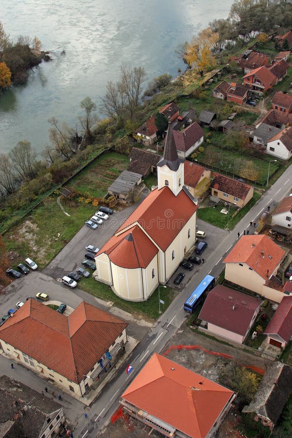 https://mdw-travel-data-us-east-1.s3.amazonaws.com/img/country/Croatia/Church-of-the-Holy-Trinity/img_03.jpg