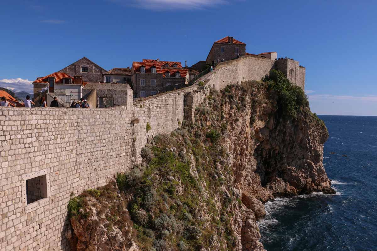 https://mdw-travel-data-us-east-1.s3.amazonaws.com/img/country/Croatia/City-Walls/img_03.jpg