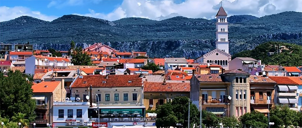 https://mdw-travel-data-us-east-1.s3.amazonaws.com/img/country/Croatia/Crikvenica/img_03.jpg