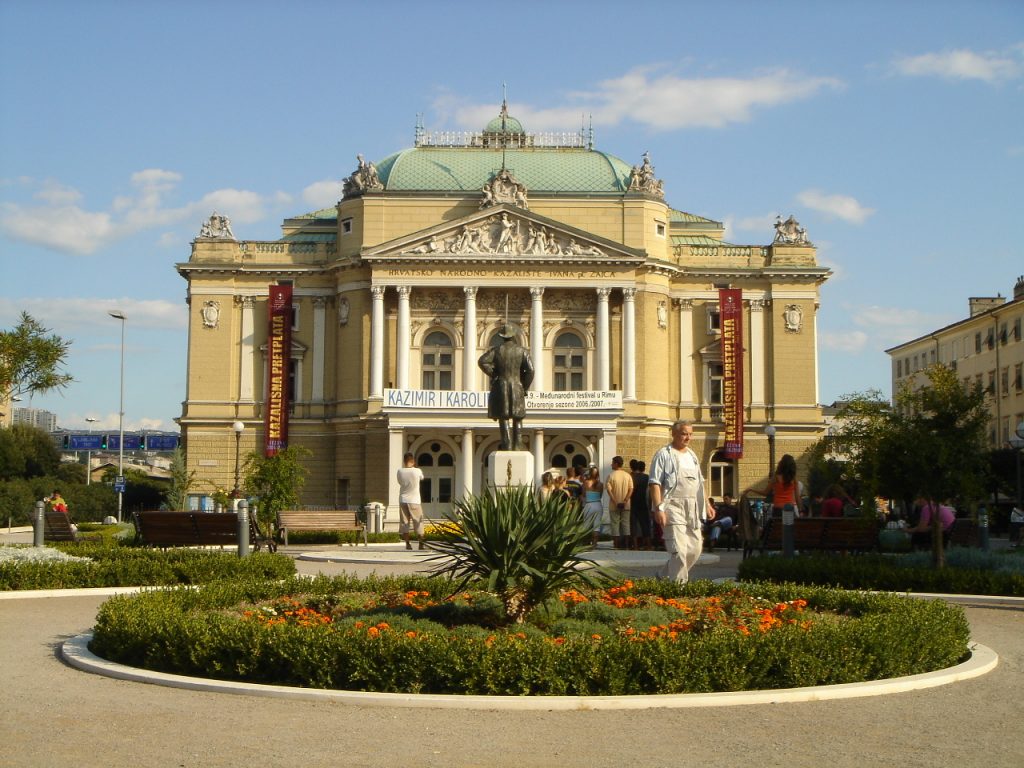 https://mdw-travel-data-us-east-1.s3.amazonaws.com/img/country/Croatia/Croatian-National-Theatre-Ivan-Zajc/img_02.jpg