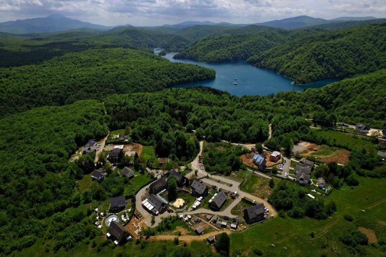https://mdw-travel-data-us-east-1.s3.amazonaws.com/img/country/Croatia/Ethno-Museum/img_01.jpg