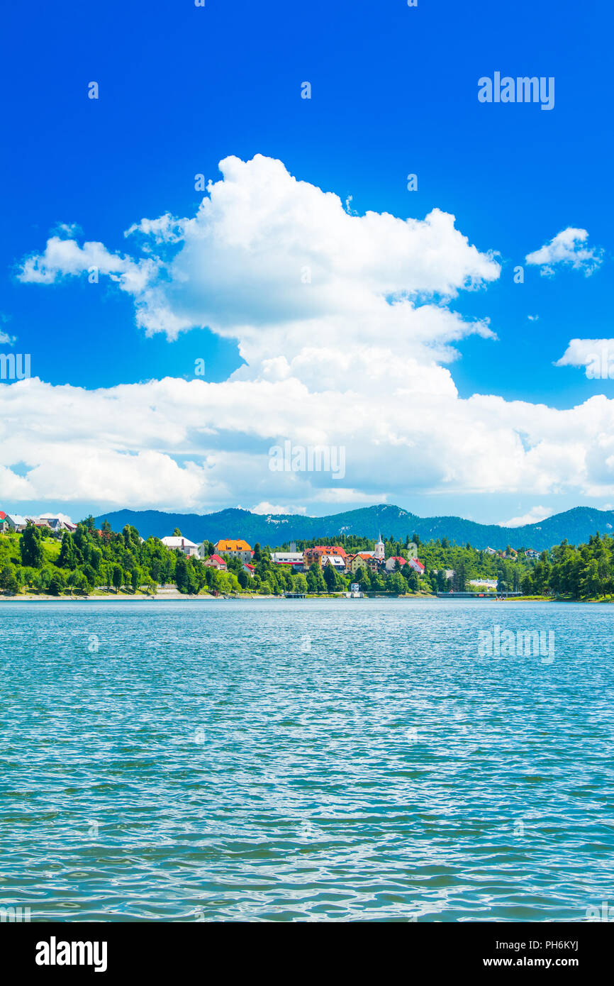 https://mdw-travel-data-us-east-1.s3.amazonaws.com/img/country/Croatia/Fuzine-Lake/img_01.jpg