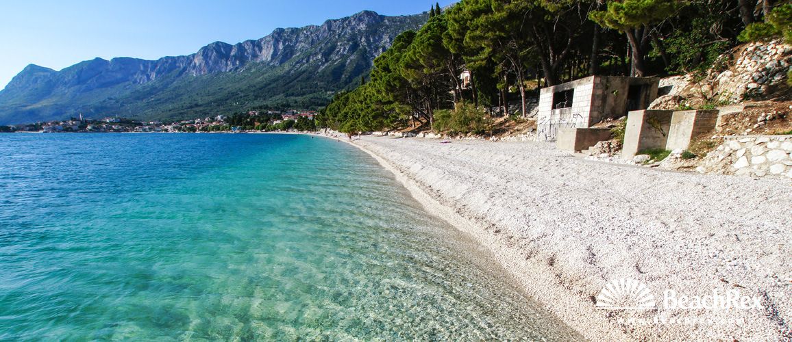 https://mdw-travel-data-us-east-1.s3.amazonaws.com/img/country/Croatia/Gradac-Beach/img_03.jpg