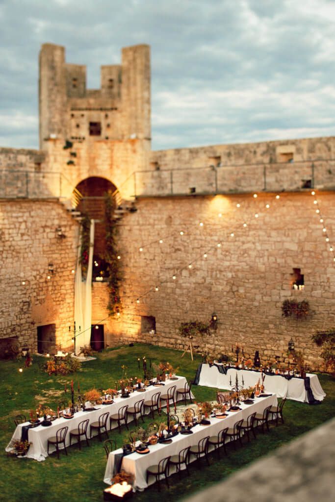 https://mdw-travel-data-us-east-1.s3.amazonaws.com/img/country/Croatia/Grimani-Castle/img_01.jpg