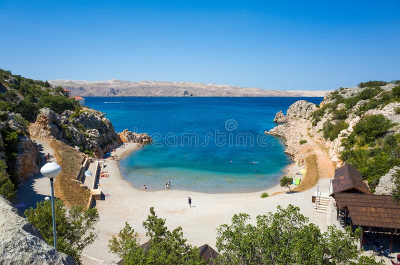 https://mdw-travel-data-us-east-1.s3.amazonaws.com/img/country/Croatia/Karlobag/img_02.jpg