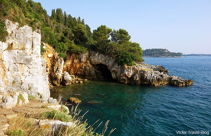 https://mdw-travel-data-us-east-1.s3.amazonaws.com/img/country/Croatia/Katarina-Island/img_01.jpg