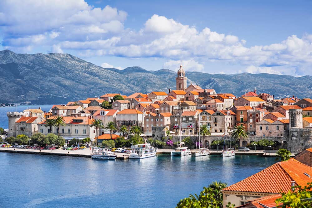 https://mdw-travel-data-us-east-1.s3.amazonaws.com/img/country/Croatia/Korcula-Old-Town/img_01.jpg