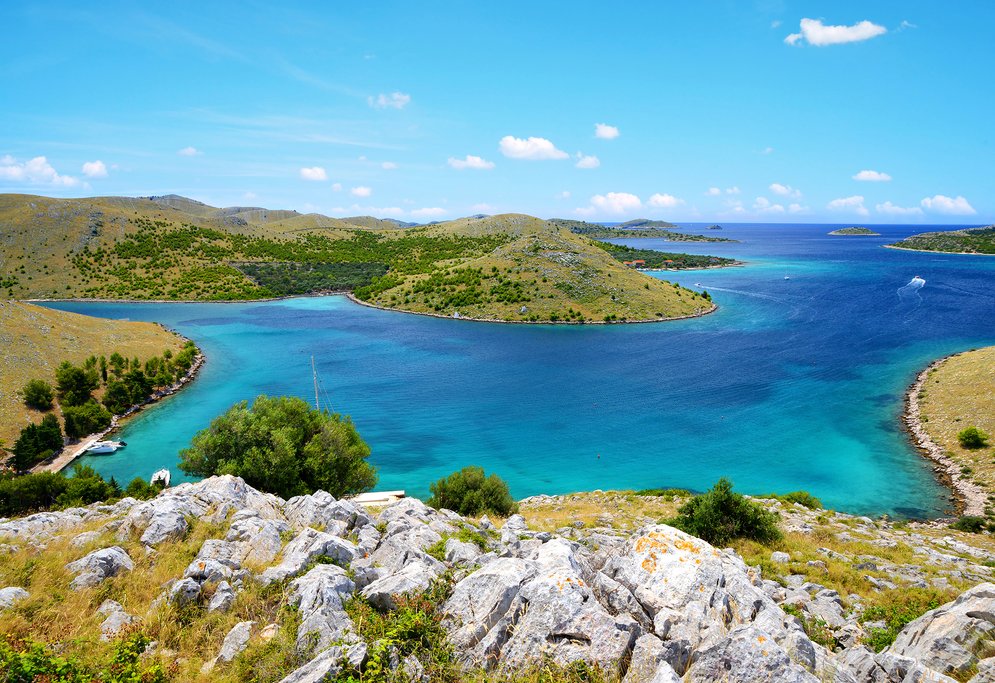 https://mdw-travel-data-us-east-1.s3.amazonaws.com/img/country/Croatia/Kornati-Islands-National-Park/img_02.jpg