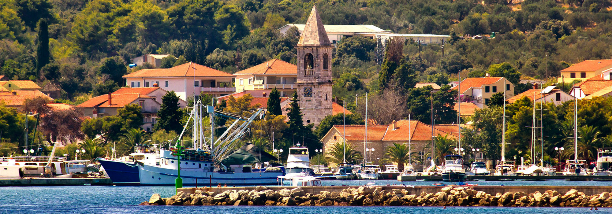 https://mdw-travel-data-us-east-1.s3.amazonaws.com/img/country/Croatia/Kukljica-Village/img_02.jpg