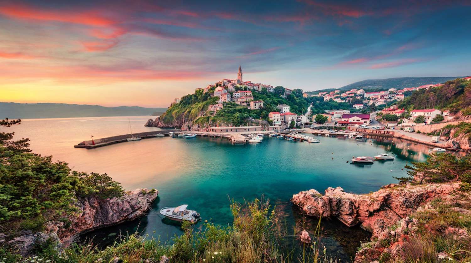 https://mdw-travel-data-us-east-1.s3.amazonaws.com/img/country/Croatia/Kvarner-Gulf/img_01.jpg