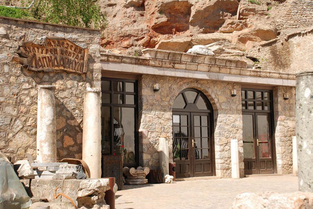 https://mdw-travel-data-us-east-1.s3.amazonaws.com/img/country/Croatia/Lapidarium-Museum/img_01.jpg