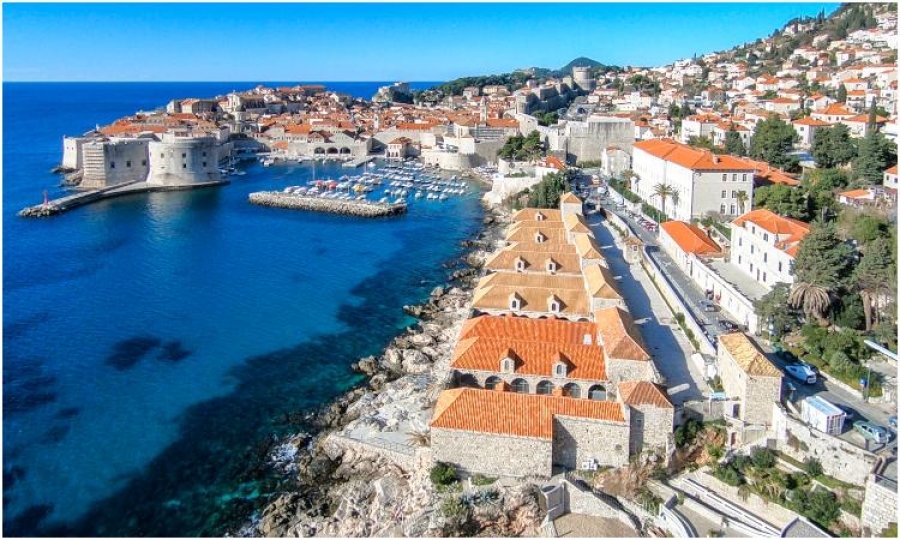https://mdw-travel-data-us-east-1.s3.amazonaws.com/img/country/Croatia/Lazareti/img_01.jpg