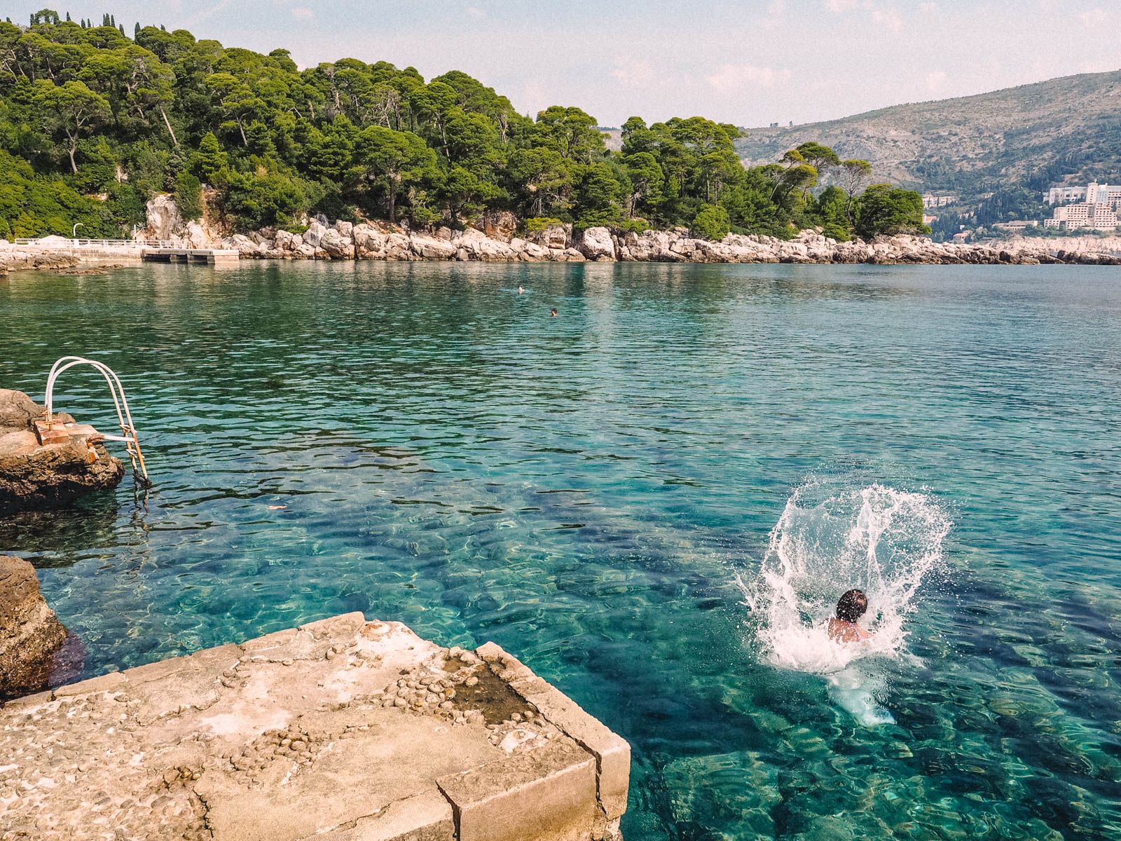 https://mdw-travel-data-us-east-1.s3.amazonaws.com/img/country/Croatia/Lokrum-Island/img_03.jpg
