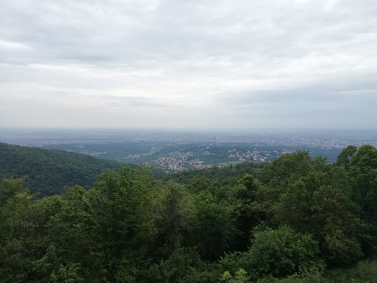 https://mdw-travel-data-us-east-1.s3.amazonaws.com/img/country/Croatia/Medvedgrad/img_05.jpg