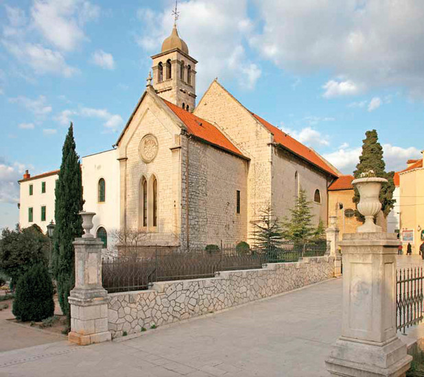 https://mdw-travel-data-us-east-1.s3.amazonaws.com/img/country/Croatia/Monastery-and-Church-of-St-Francis/img_01.jpg