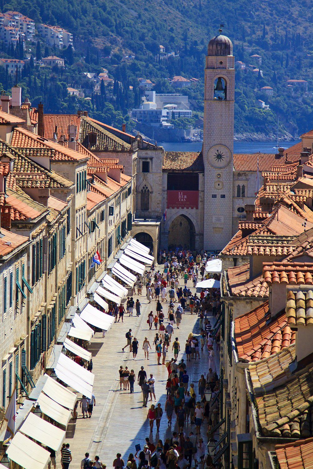 https://mdw-travel-data-us-east-1.s3.amazonaws.com/img/country/Croatia/Old-Town/img_03.jpg