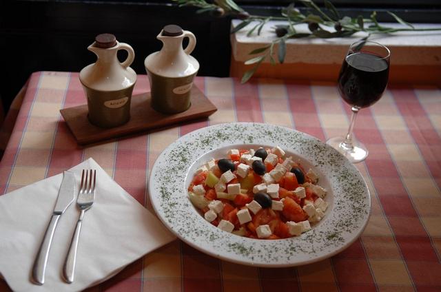 https://mdw-travel-data-us-east-1.s3.amazonaws.com/img/country/Croatia/Olivia-Bistro/img_01.jpg