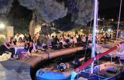 https://mdw-travel-data-us-east-1.s3.amazonaws.com/img/country/Croatia/Olivia-Bistro/img_03.jpg