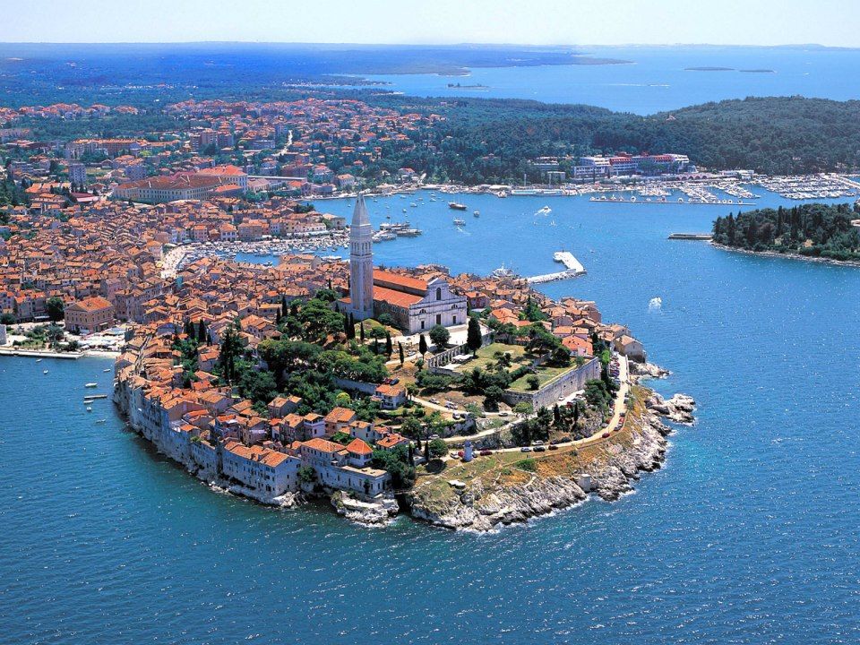 https://mdw-travel-data-us-east-1.s3.amazonaws.com/img/country/Croatia/Punat---Rovinj/img_01.jpg