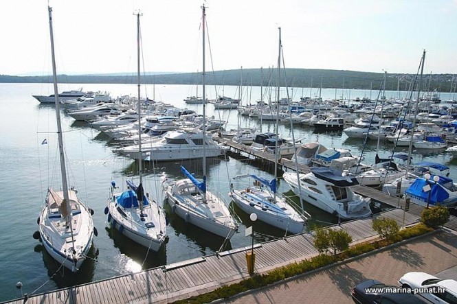 https://mdw-travel-data-us-east-1.s3.amazonaws.com/img/country/Croatia/Punat-Marina/img_01.jpg