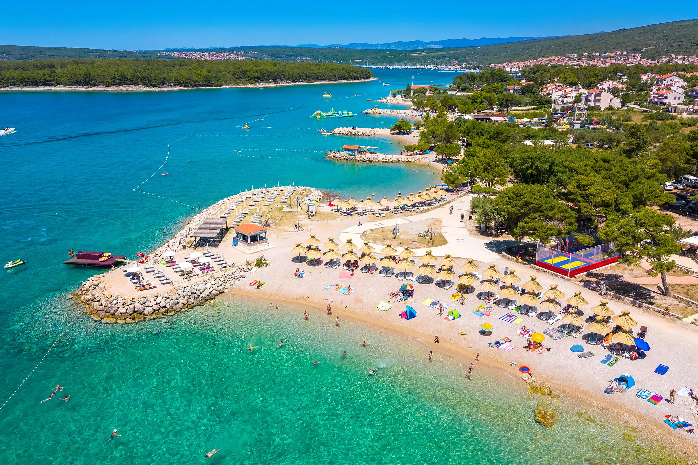 https://mdw-travel-data-us-east-1.s3.amazonaws.com/img/country/Croatia/Punat-Marina/img_02.jpg