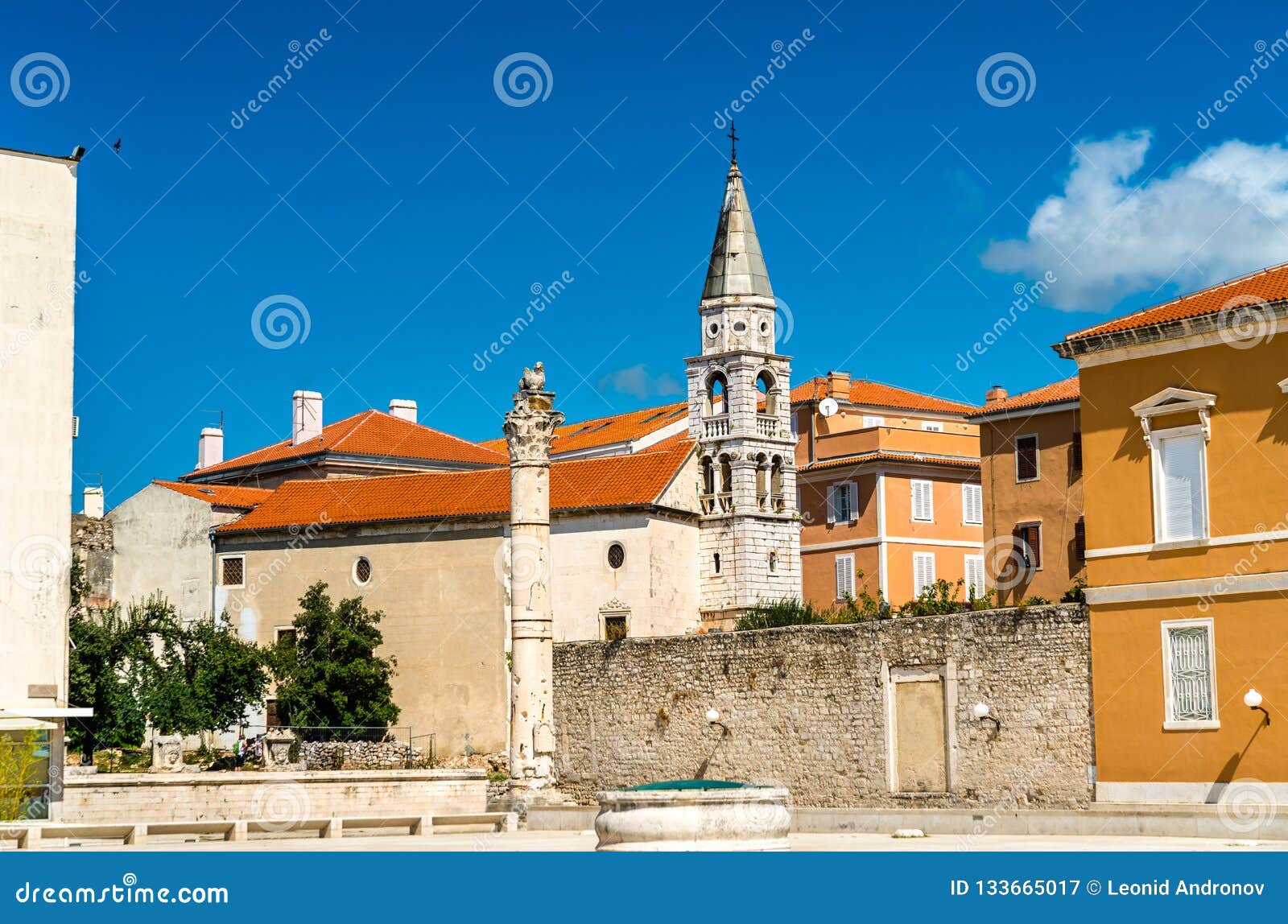 https://mdw-travel-data-us-east-1.s3.amazonaws.com/img/country/Croatia/Rapanij-St-Elijahs-Church/img_03.jpg