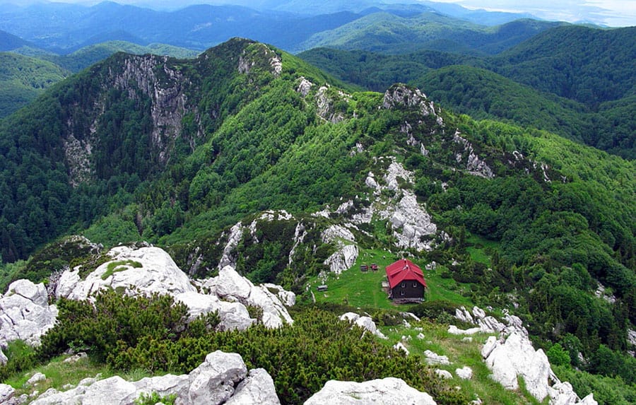 https://mdw-travel-data-us-east-1.s3.amazonaws.com/img/country/Croatia/Risnjak-National-Park/img_04.jpg