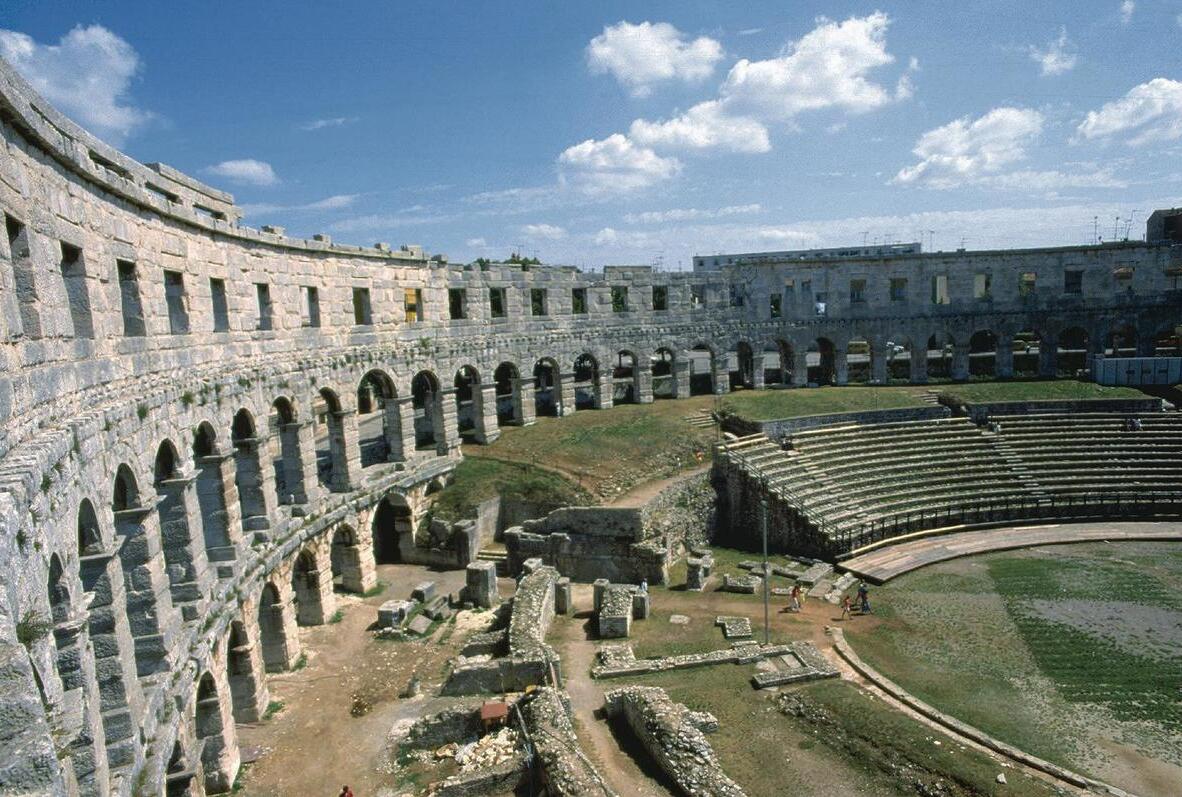https://mdw-travel-data-us-east-1.s3.amazonaws.com/img/country/Croatia/Roman-Theatre/img_02.jpg