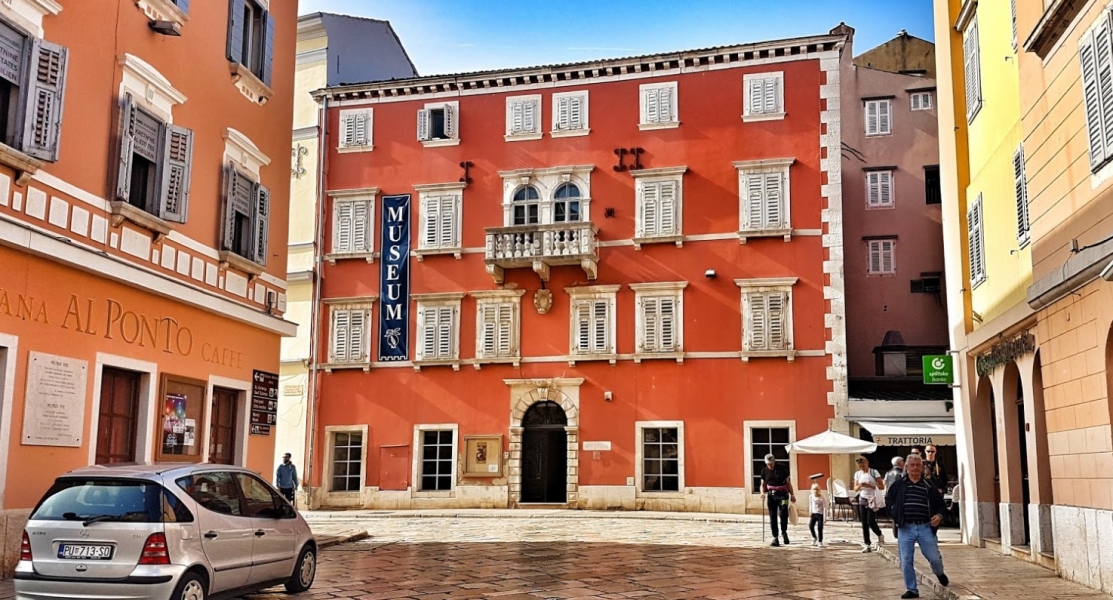 https://mdw-travel-data-us-east-1.s3.amazonaws.com/img/country/Croatia/Rovinj-Town-Museum/img_03.jpg