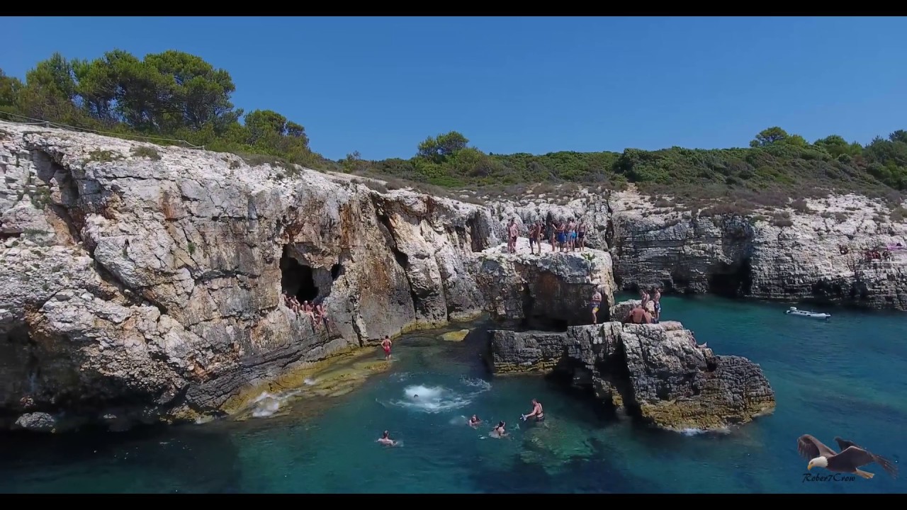 https://mdw-travel-data-us-east-1.s3.amazonaws.com/img/country/Croatia/Rt-Kamenjak/img_03.jpg