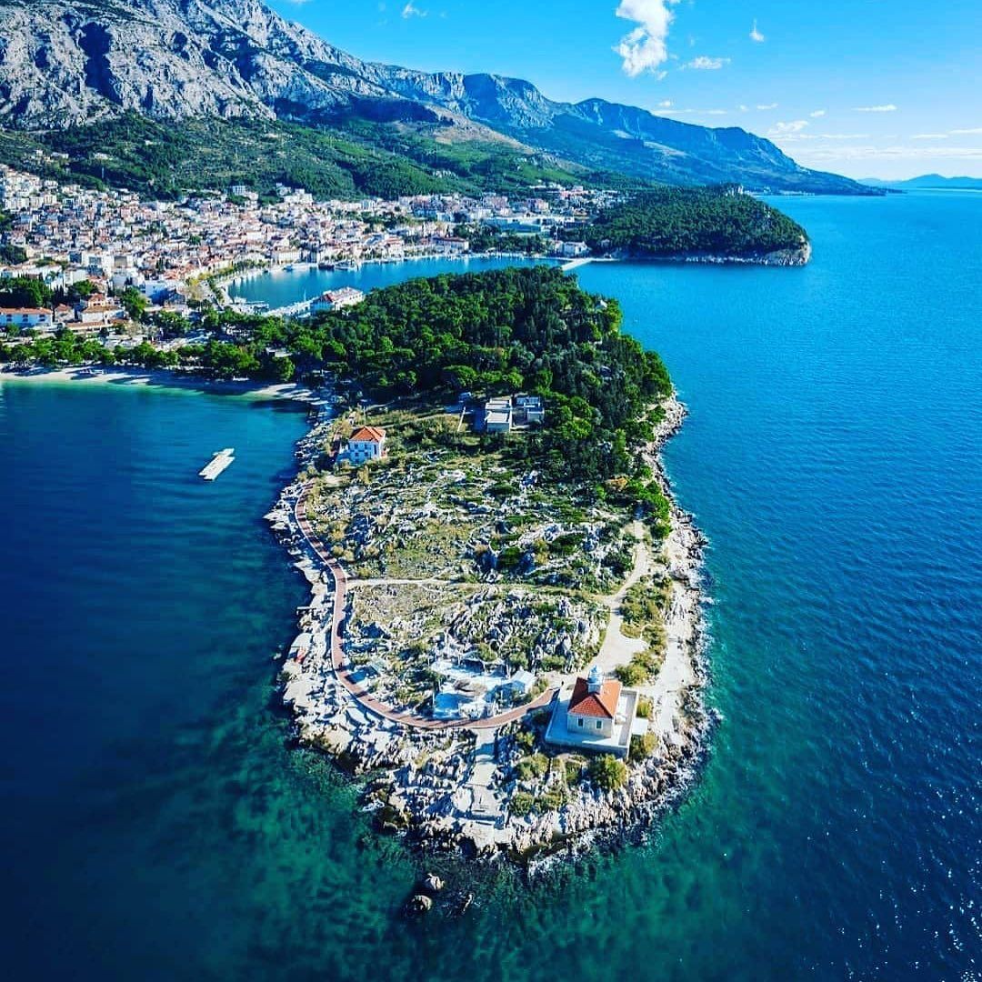 https://mdw-travel-data-us-east-1.s3.amazonaws.com/img/country/Croatia/Savicenta/img_03.jpg