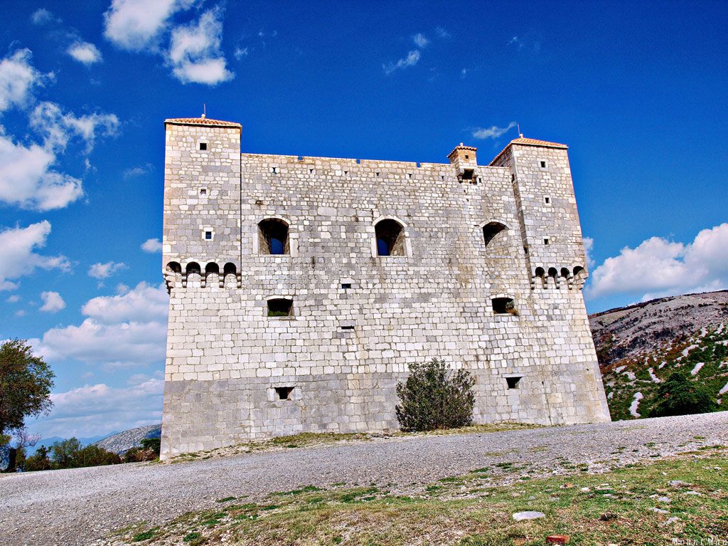 https://mdw-travel-data-us-east-1.s3.amazonaws.com/img/country/Croatia/Senj-Maritime-Museum/img_03.jpg