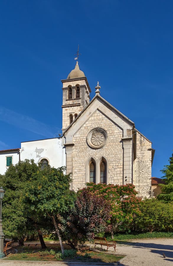 https://mdw-travel-data-us-east-1.s3.amazonaws.com/img/country/Croatia/St-Francis-Church/img_01.jpg