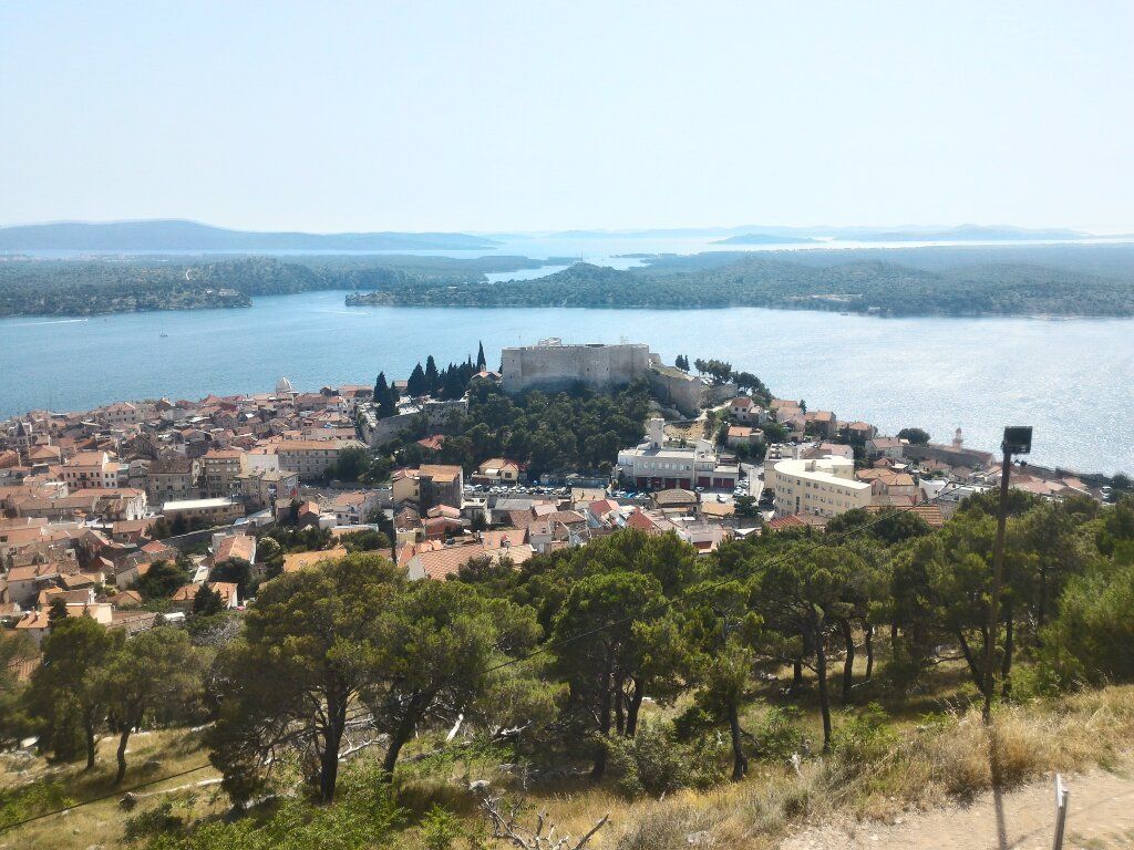 https://mdw-travel-data-us-east-1.s3.amazonaws.com/img/country/Croatia/St-Johns-Fortress/img_01.jpg