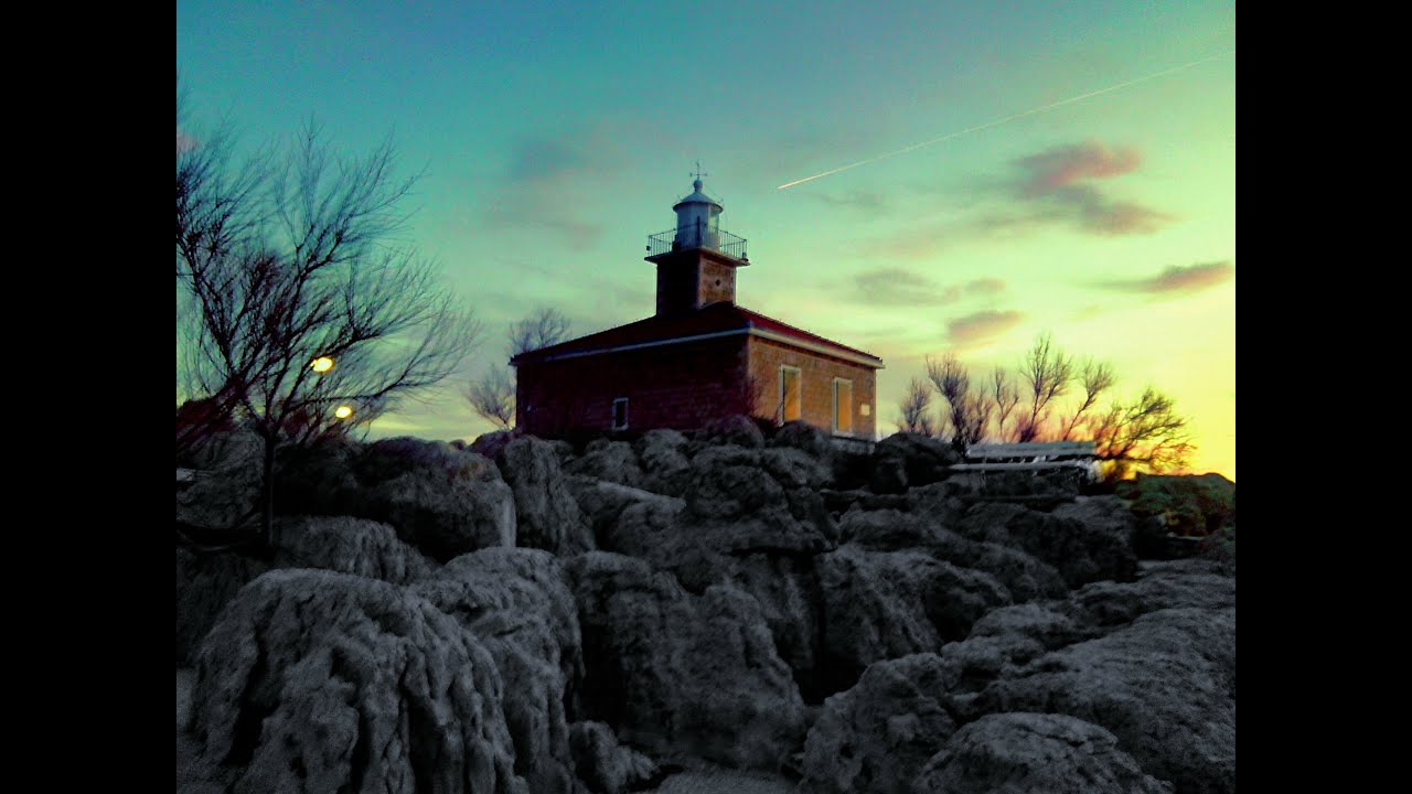 https://mdw-travel-data-us-east-1.s3.amazonaws.com/img/country/Croatia/St-Peter-Lighthouse/img_02.jpg